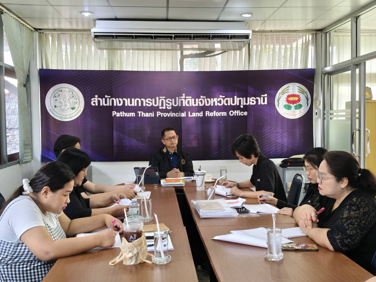 title - ผู้ตรวจราชการ ส.ป.ก. ประชุมตรวจติดตามความก้าวหน้าผลการดำเนินงานตามแผนการตรวจราชการ ประจำปีงบประมาณ พ.ศ. 2569 รอบที่ 1 เขตตรวจราชการที่ 2 จังหวัดปทุมธานี